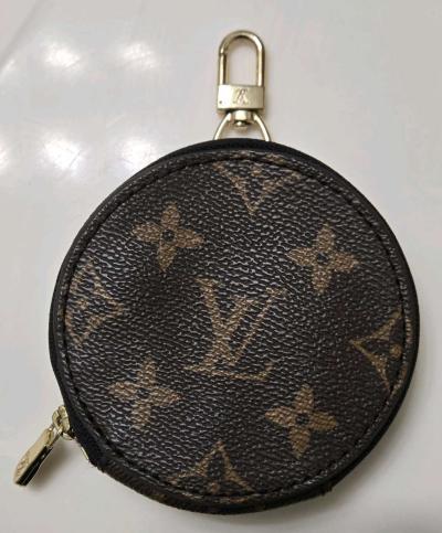 Louis Vuitton accessorie - Thumbnail 3