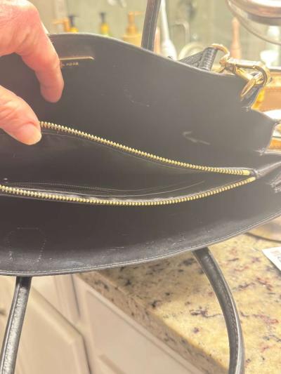 Micheal Kors purse - Thumbnail 2