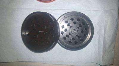 Tobacco Grinders - Thumbnail 4