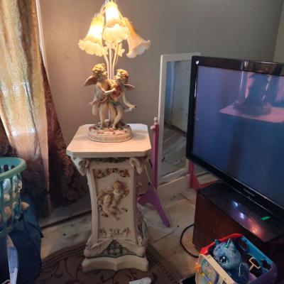 angel lamp with column - Thumbnail 3