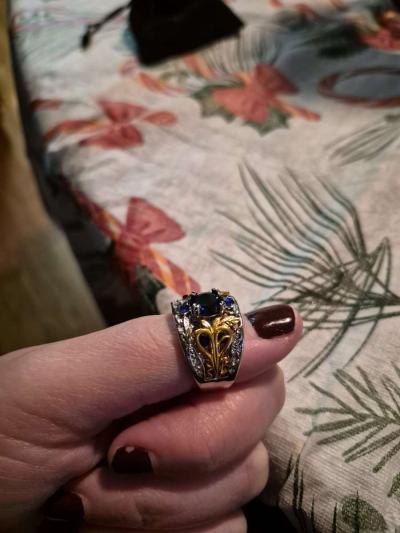 NEW 2tone ring with sapphire size 9 - Thumbnail 2