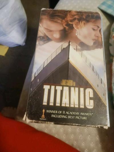 Titanic on vhs - Thumbnail 2