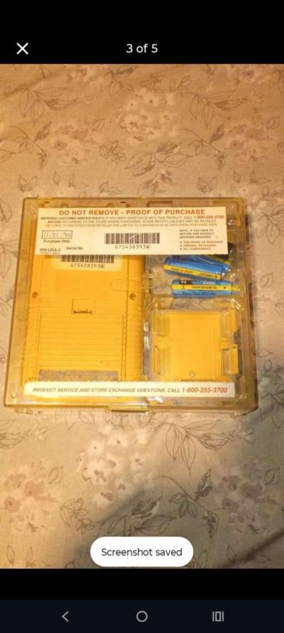 old Nintendo Gameboy - Thumbnail 4