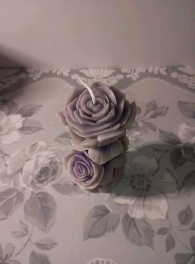 Double Rose Shaped Candles - Thumbnail 4