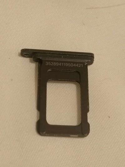 iPhone 64GB - Thumbnail 2