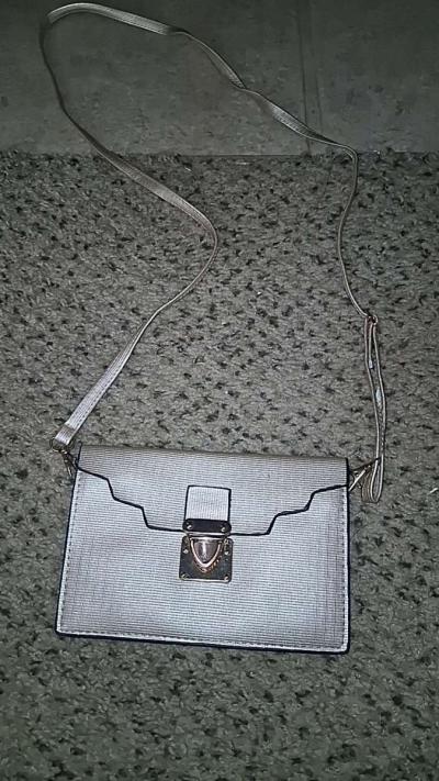 purses and wallets   i will ship and I have cashapp - Thumbnail 3