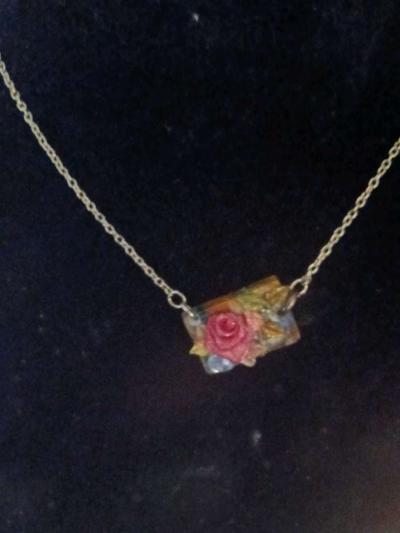 Rose necklace - Thumbnail 3