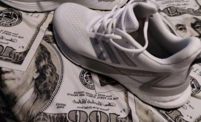 White Adidas - Thumbnail 2