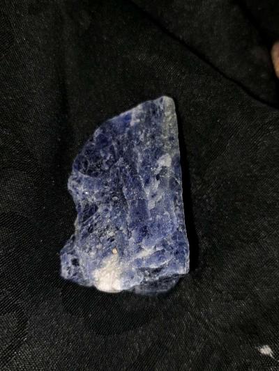 untouched stones and gems - Thumbnail 2