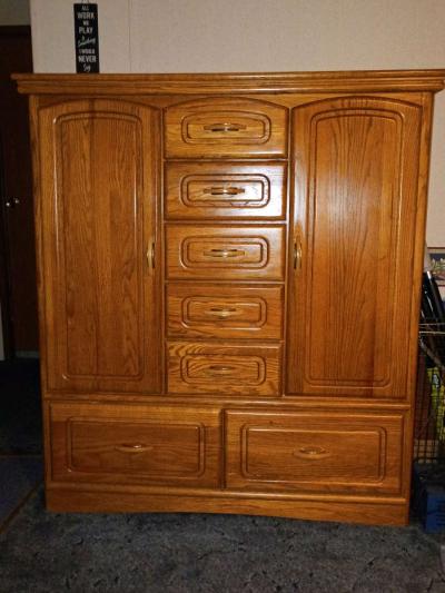 Bachelor chest made of oak - Thumbnail 1