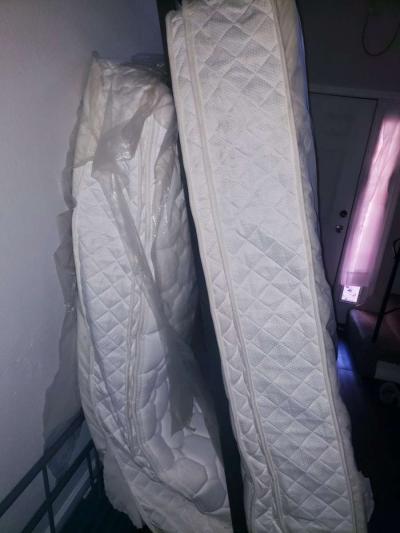 2 pillow Top king size mattresses