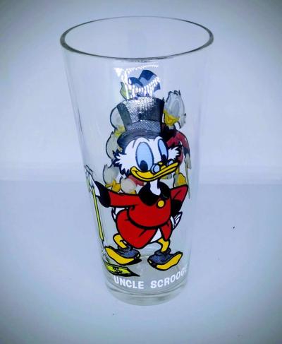 cartoon characters drinking glass - Thumbnail 2
