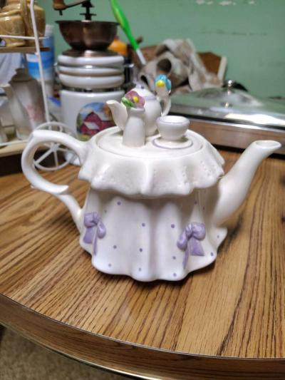 tea time teacart coffee grinder 2 tea pots and a musical jar - Thumbnail 4