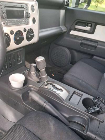 Toyota  FJ - Thumbnail 4