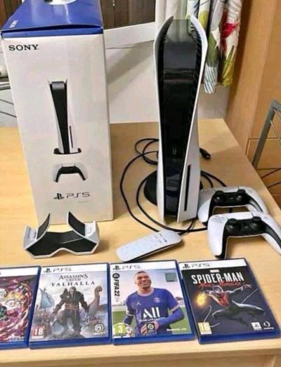 PLAYSTATION 5 standard - Thumbnail 1