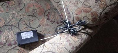 2 electric recliners - Thumbnail 5