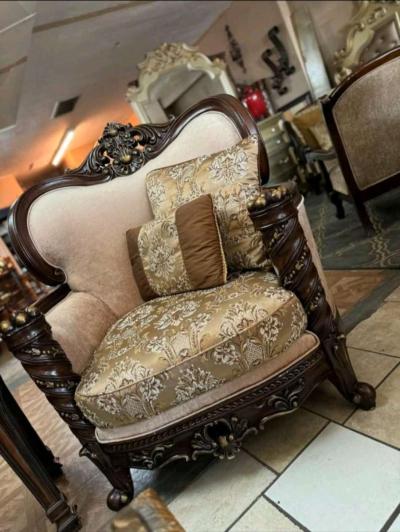 New sofa - Thumbnail 2