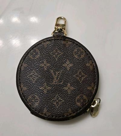 Louis Vuitton accessorie - Thumbnail 2