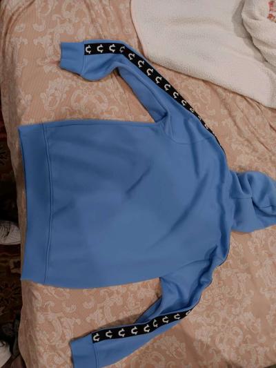 True religion hoodie size medium - Thumbnail 2