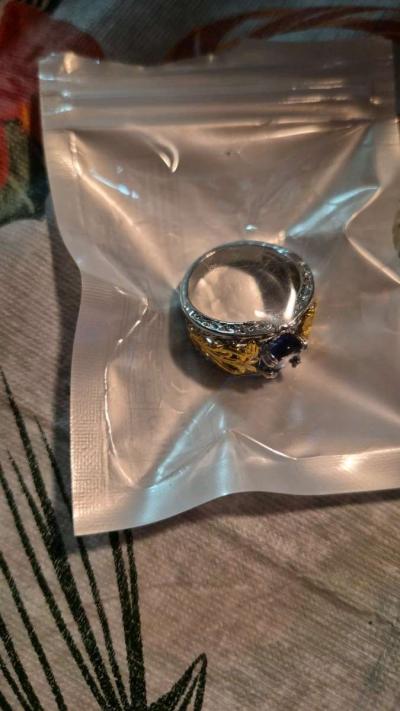 NEW 2tone ring with sapphire size 9 - Thumbnail 4