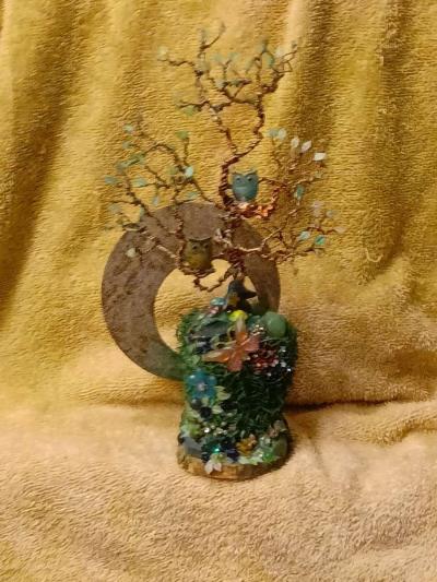 twisted copper tree with two owls - Thumbnail 2