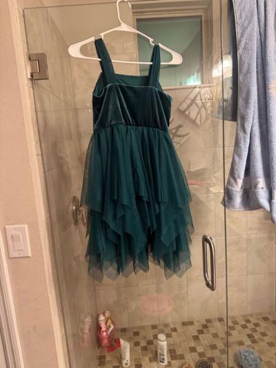 Green suit sequin dress size 10 - Thumbnail 4