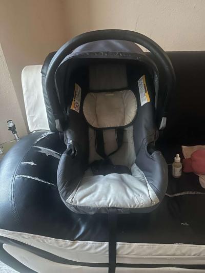 baby car seats - Thumbnail 3