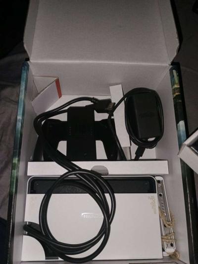 Nintendo switch oled Zelda edition - Thumbnail 2