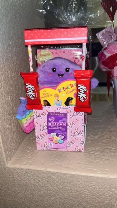 valentines baskets - Thumbnail 4