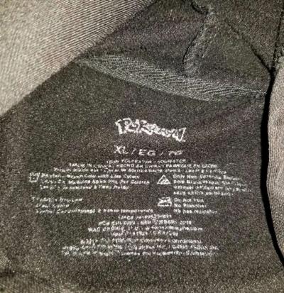 Pokemon Black Hoodie Kids XL Used - Thumbnail 2