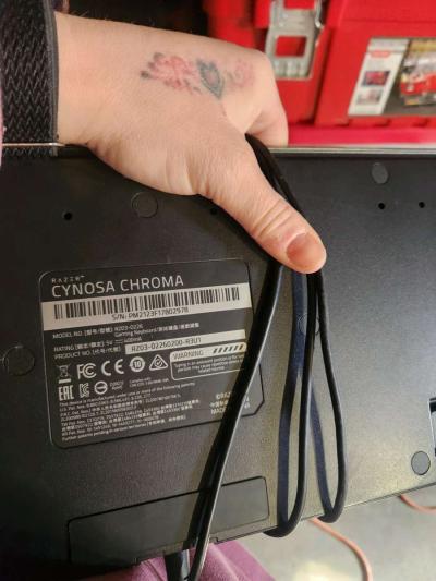 gaming moniter and key board - Thumbnail 4