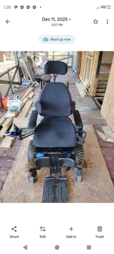 Quantum Power Wheelchair - Thumbnail 3