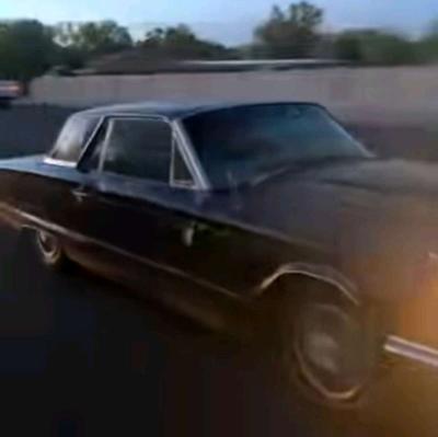 66 Ford Thunderbird coupe - Thumbnail 2