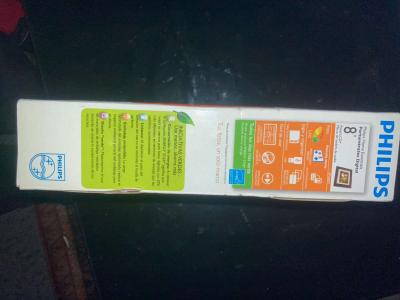 Philips Home Essentials 8inch Digital Photo Frame - Thumbnail 3