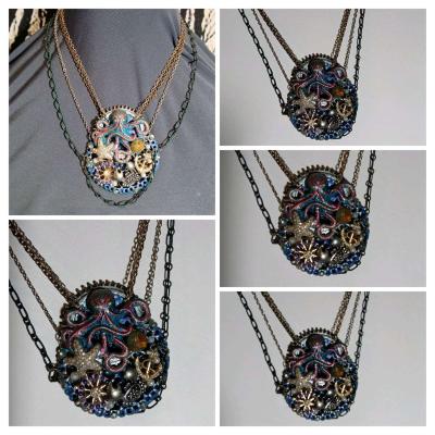 octopus with an ocean view - Thumbnail 2