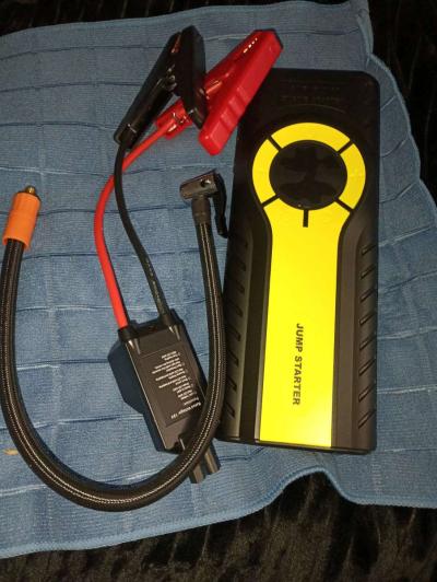 New 7000AMP Jump Starter with Tire Air Inflator - Thumbnail 3