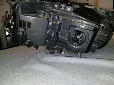 BMW headlight - Thumbnail 2