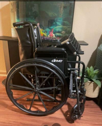 Brand New Wheel Chair - Houston, Texas