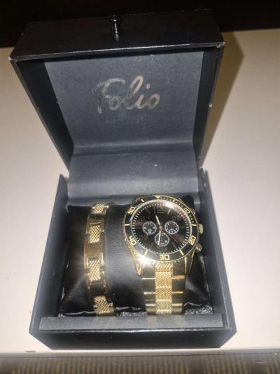 Michael Kors Watch And Bracelet - Thumbnail 1