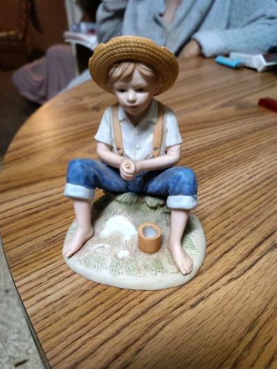 Happy New Year clearance sale 6 figurines for one price - Thumbnail 3