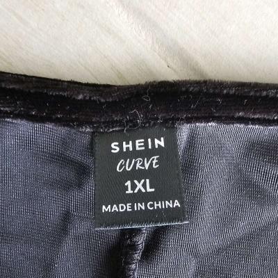 Shein Curve Black Velvet Blazer with Silver Sequins size 1X - Thumbnail 4