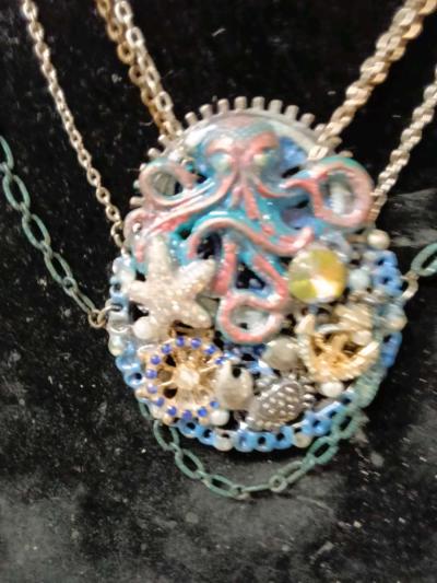 octopus with an ocean view