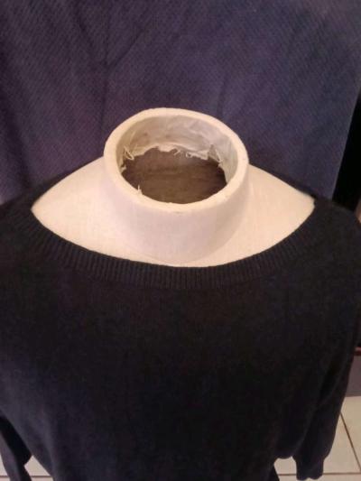 Black Cropped sweater - Thumbnail 2