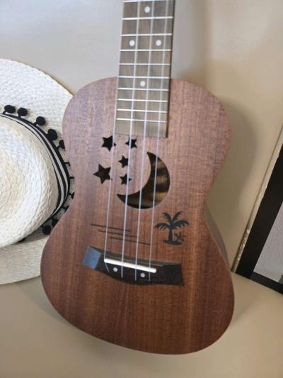 Ukulele 23 inches Moon star concert size standard performanc - Thumbnail 2