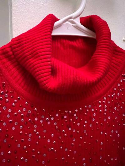 Elegant Red Ribbed Knit Turtleneck with Sparkly Crystals - Thumbnail 2