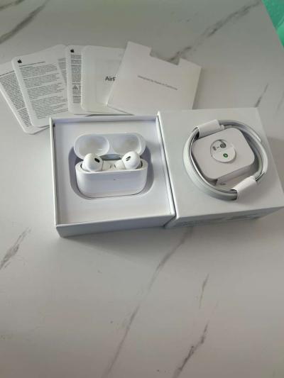 AirPods Pro 2 - Thumbnail 2