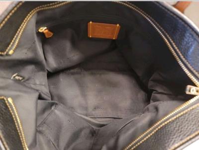 Minnie mouse coach purse - Thumbnail 3