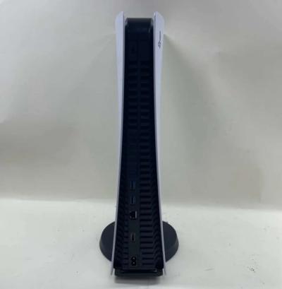 Im selling a ps5 - Thumbnail 3