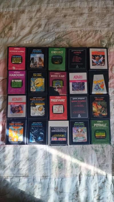 atari 2600 with Games - Thumbnail 3