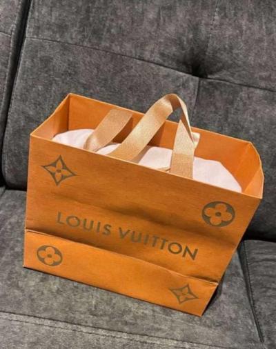 Louis Vuitton - Thumbnail 3